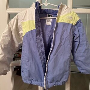 The North Face Kids toddler coat Jacket - lavender and White 4T hyvent girls